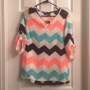 New with tags colorful chevron shirt